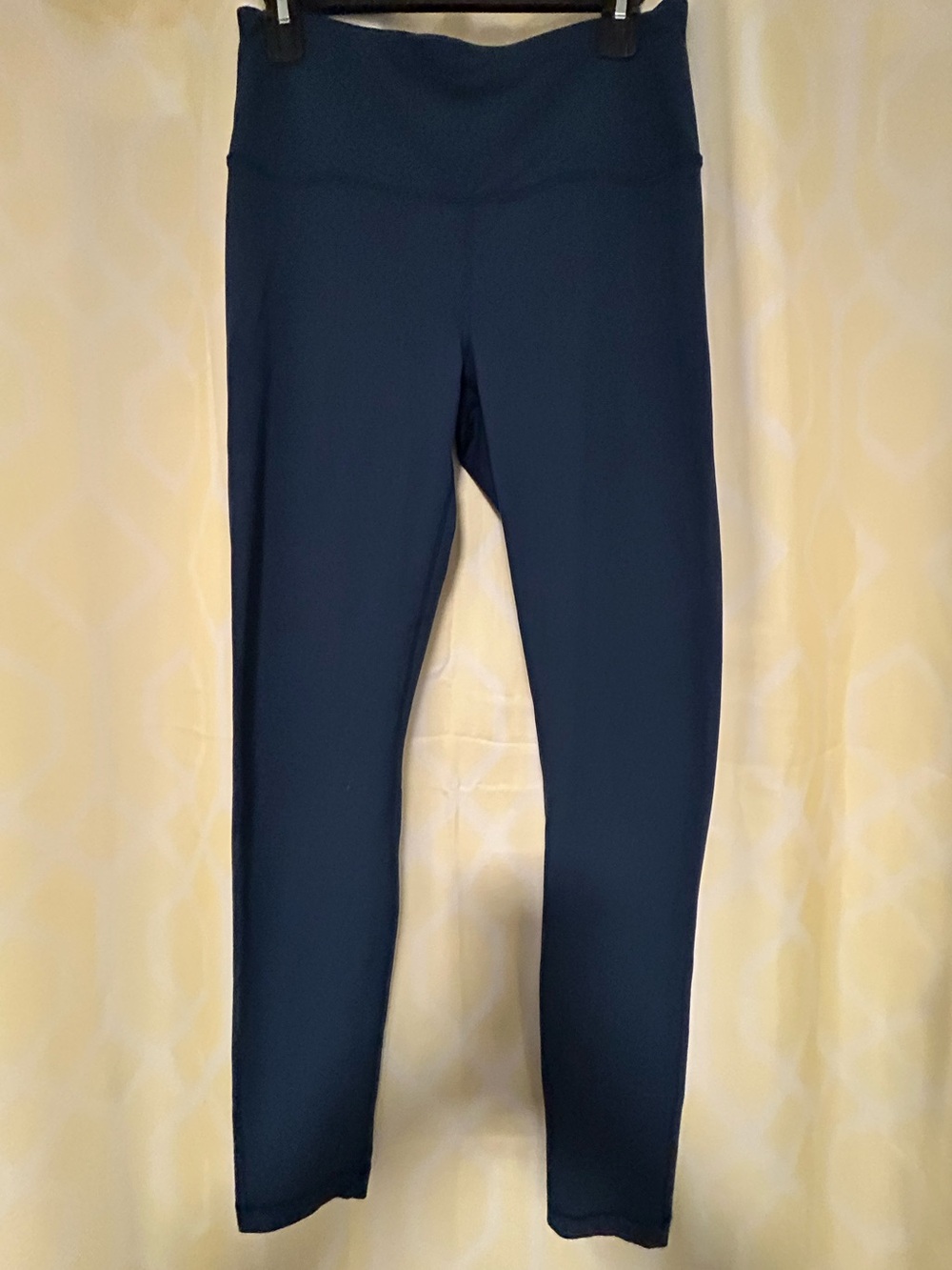 Yogalicious navy full length leggings
